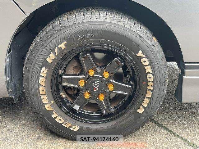 Nissan NV350 Caravan 2020-09 8850264-19