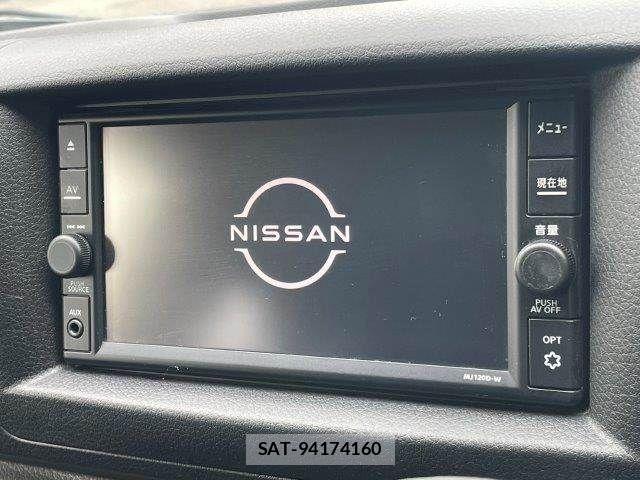 Nissan NV350 Caravan 2020-09 8850264-3