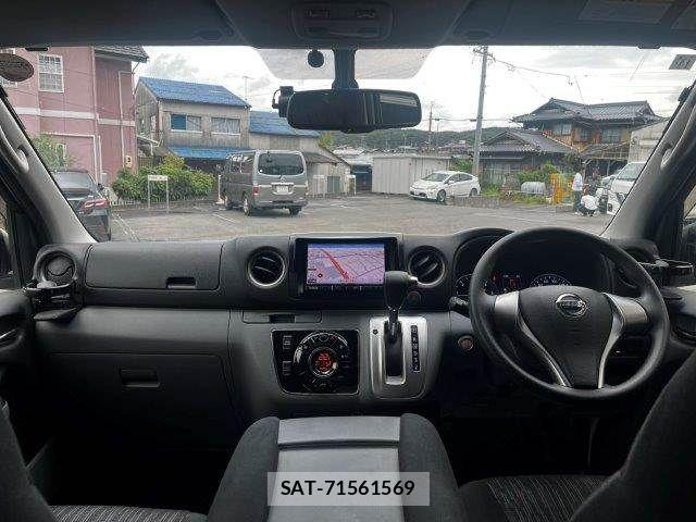 Nissan NV350 Caravan 2019-03 8850266-2
