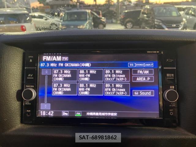 Nissan NV350 Caravan 2018-09 8871761-11