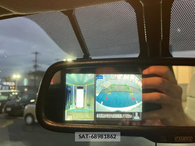 Nissan NV350 Caravan 2018-09 8871761-12