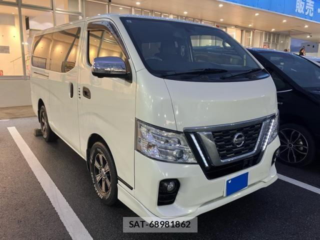 Nissan NV350 Caravan 2018-09 8871761-1