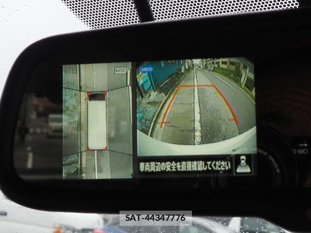Nissan NV350 Caravan 2021-02 8871757-4