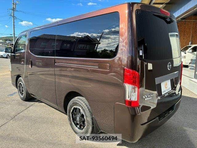 Nissan NV350 Caravan 2020-03 8871759-21