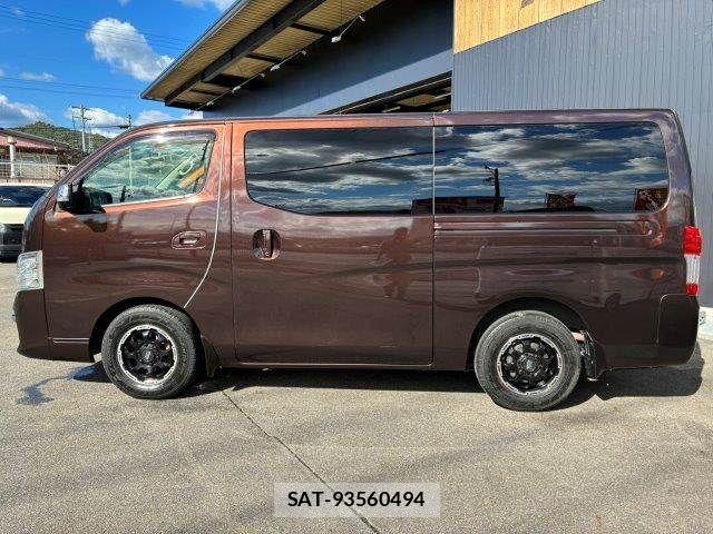Nissan NV350 Caravan 2020-03 8871759-22