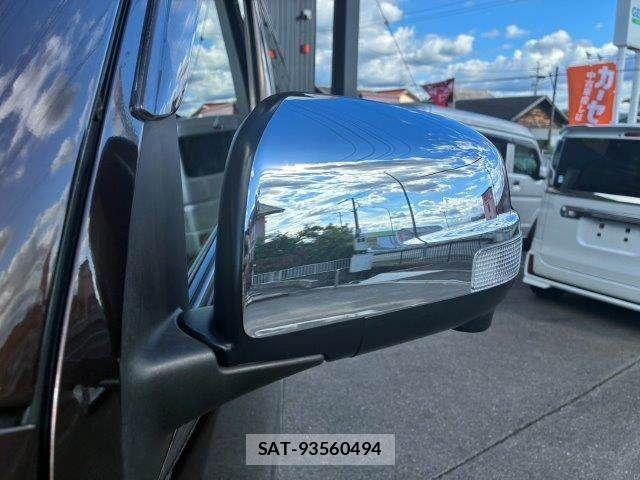 Nissan NV350 Caravan 2020-03 8871759-27
