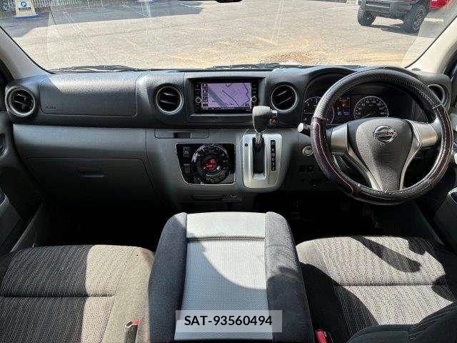 Nissan NV350 Caravan 2020-03 8871759-2