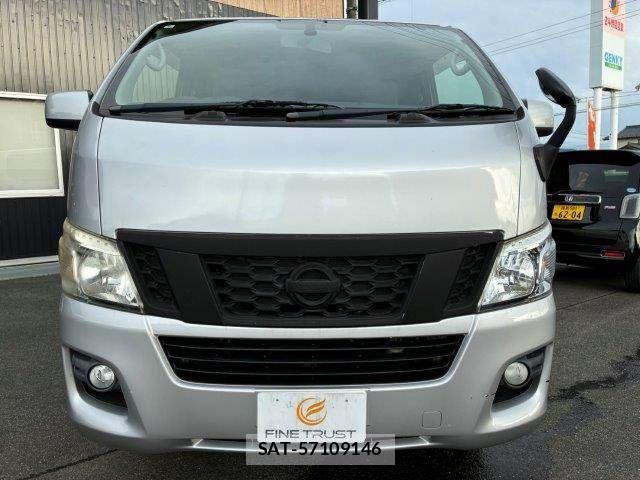 Nissan NV350 Caravan 2016-06 8881377-13