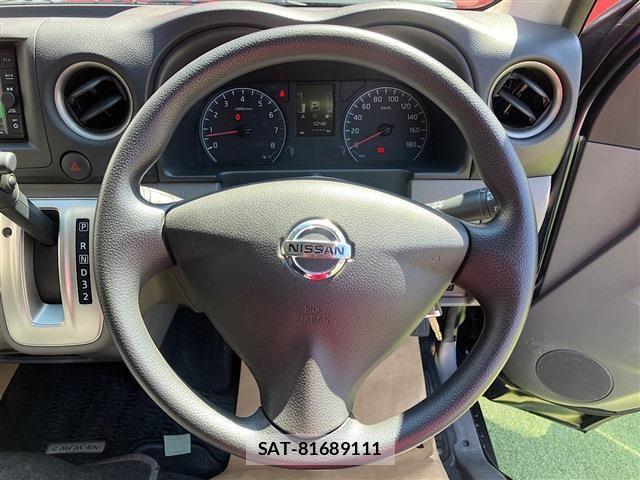 Nissan NV350 Caravan 2021-03 8881372-16