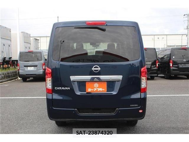 Nissan NV350 Caravan 2022-05 8881371-9