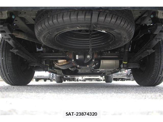 Nissan NV350 Caravan 2022-05 8881371-15