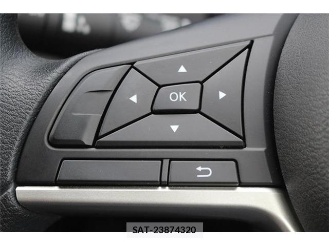 Nissan NV350 Caravan 2022-05 8881371-4