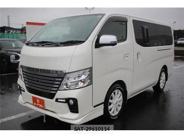 Nissan NV350 Caravan 2017-08 8881373-8