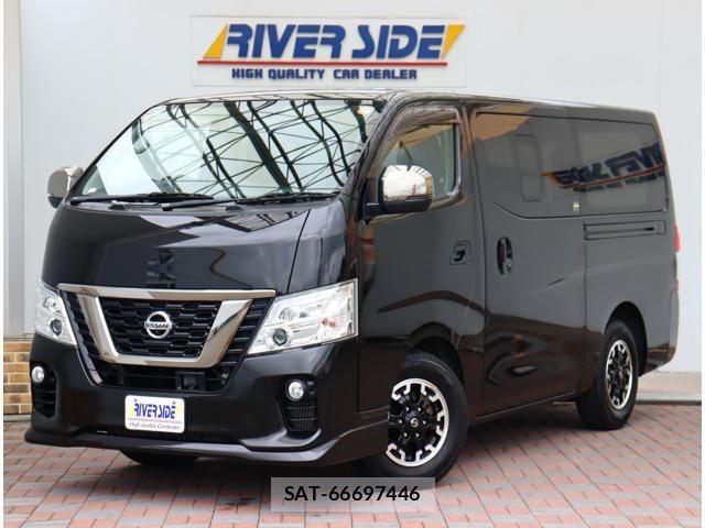 Nissan NV350 Caravan 2021-04 8881368-0