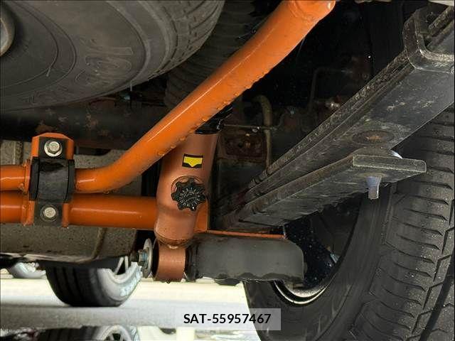 Nissan NV350 Caravan 2017-08 8881369-18