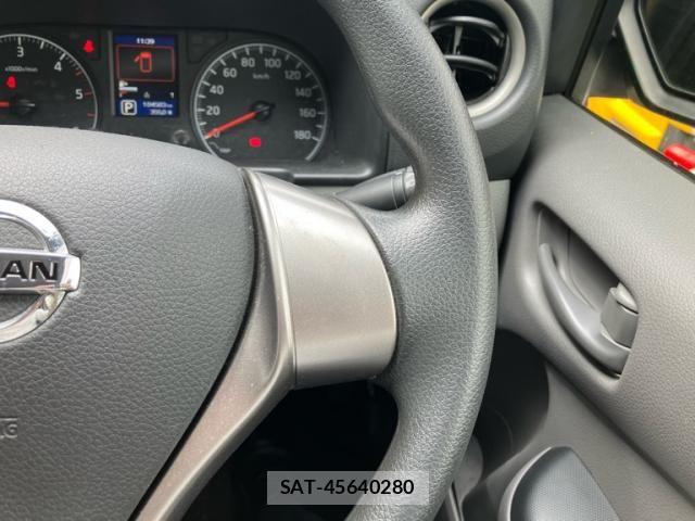 Nissan NV350 Caravan 2021-11 8881374-16