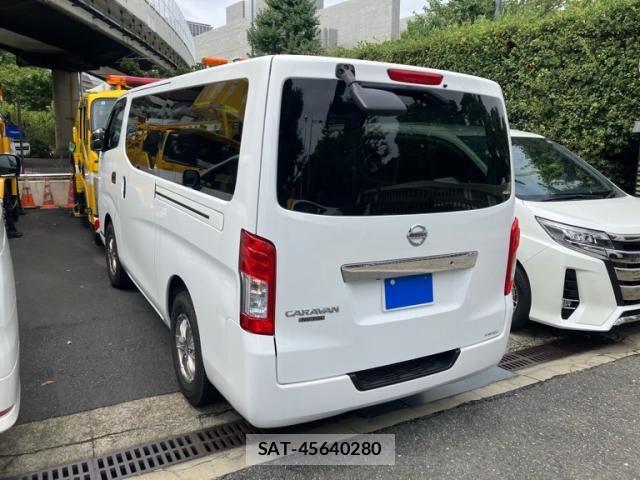 Nissan NV350 Caravan 2021-11 8881374-4