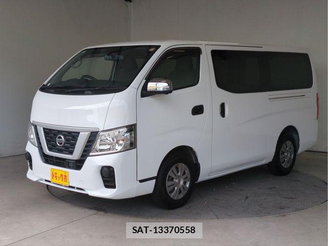 Nissan NV350 Caravan 2021-02 8881375-0