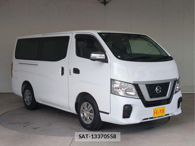 Nissan NV350 Caravan 2021-02 8881375-16