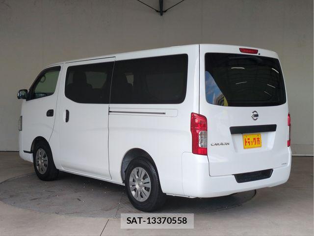 Nissan NV350 Caravan 2021-02 8881375-19