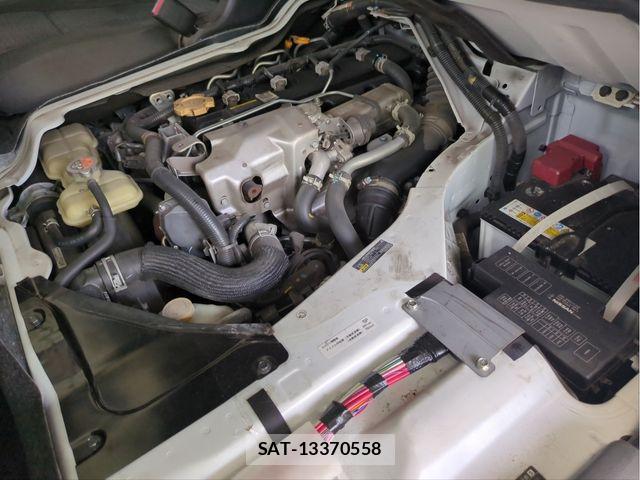 Nissan NV350 Caravan 2021-02 8881375-24