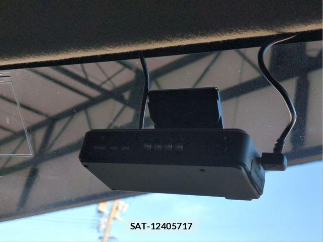 Nissan NV350 Caravan 2014-07 8881376-14