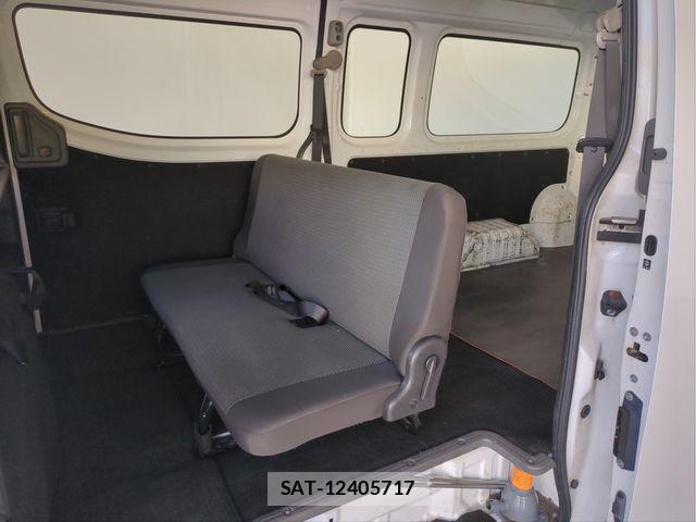 Nissan NV350 Caravan 2014-07 8881376-4
