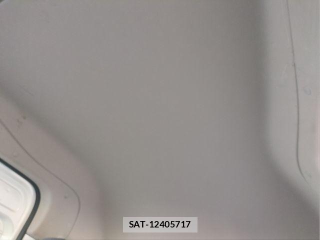 Nissan NV350 Caravan 2014-07 8881376-5