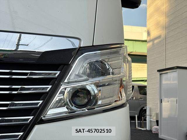Nissan NV350 Caravan 2019-07 8884116-20