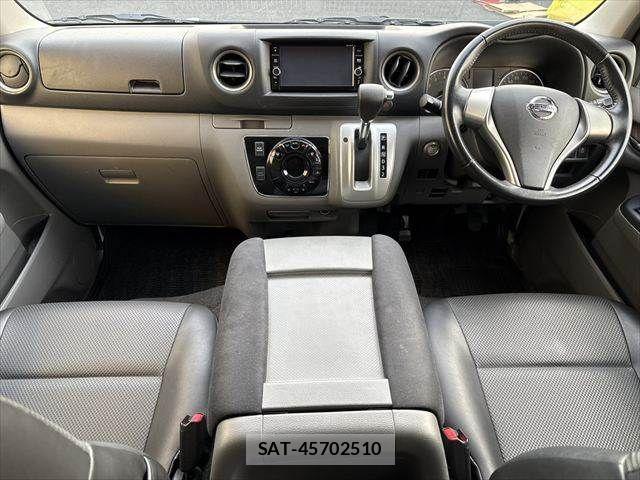 Nissan NV350 Caravan 2019-07 8884116-2