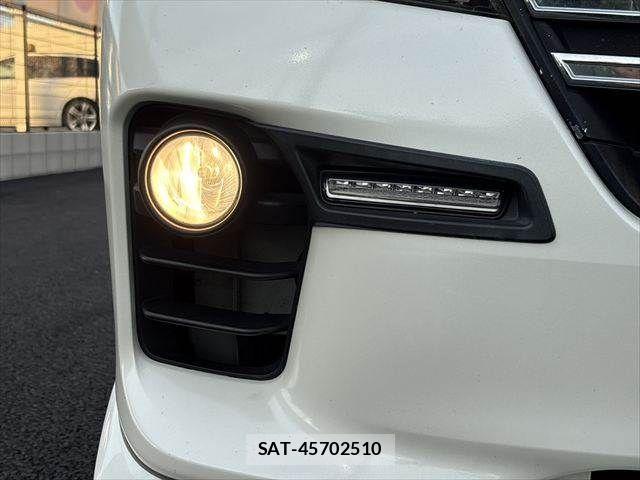 Nissan NV350 Caravan 2019-07 8884116-29