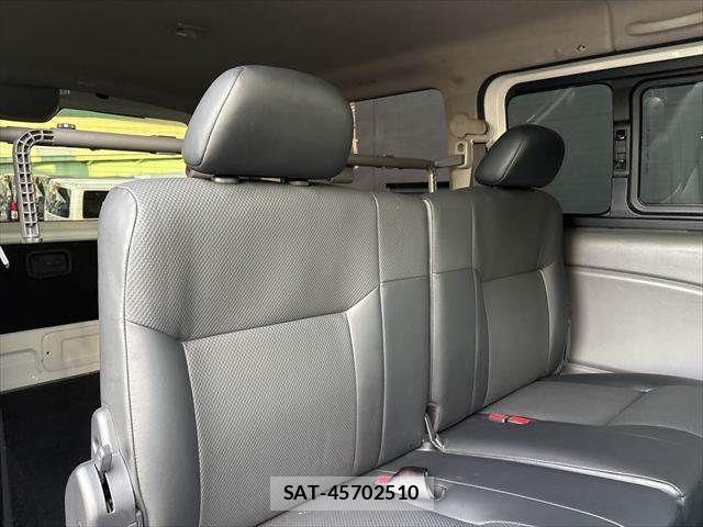 Nissan NV350 Caravan 2019-07 8884116-7