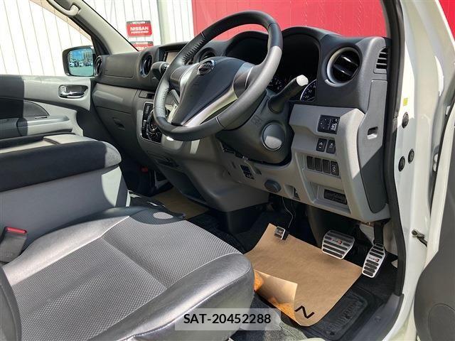 Nissan NV350 Caravan 2021-02 8884115-9