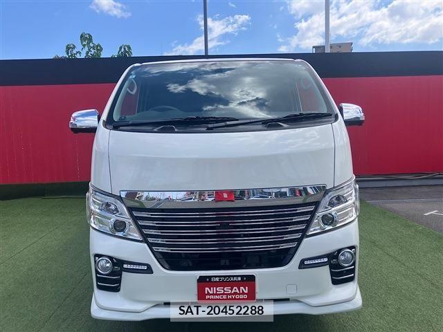 Nissan NV350 Caravan 2021-02 8884115-1