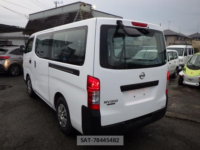 Nissan NV350 Caravan 2017-07 1496187-7