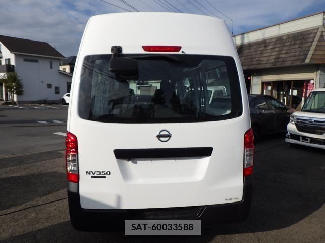 Nissan NV350 Caravan 2019-09 1586855-4