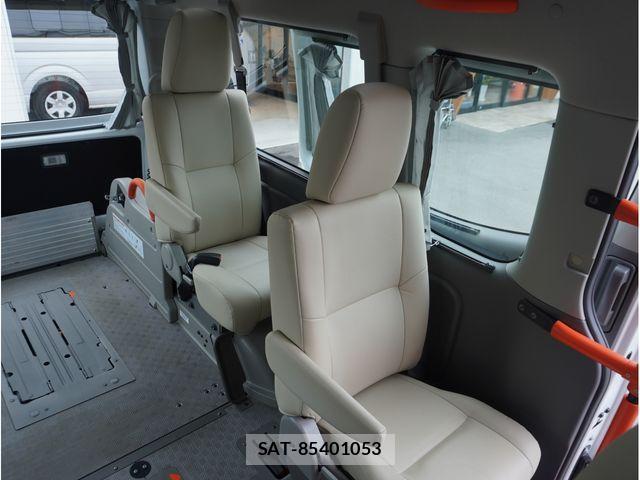 Nissan NV350 Caravan 2020-12 4756523-15