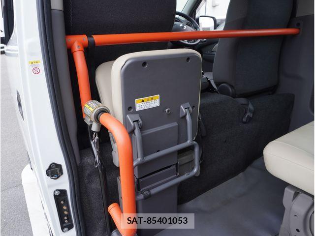 Nissan NV350 Caravan 2020-12 4756523-17