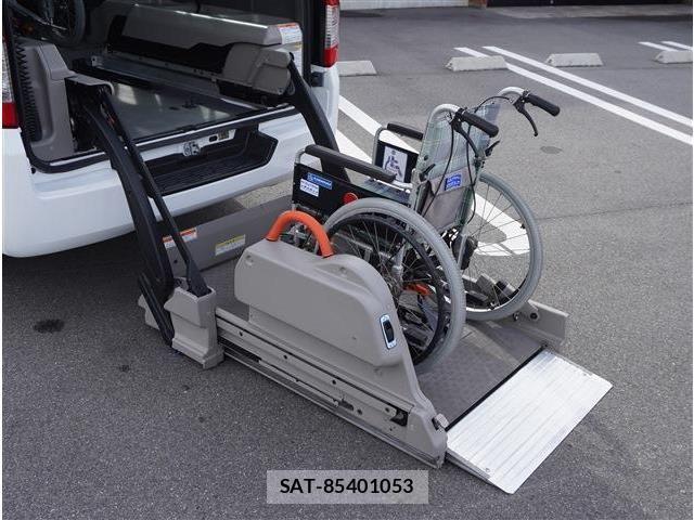 Nissan NV350 Caravan 2020-12 4756523-4