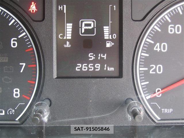 Nissan NV350 Caravan 2021-03 7618989-15