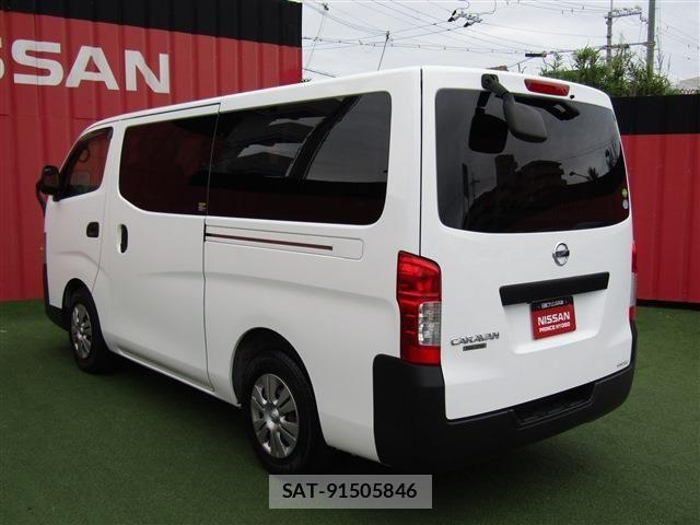 Nissan NV350 Caravan 2021-03 7618989-1