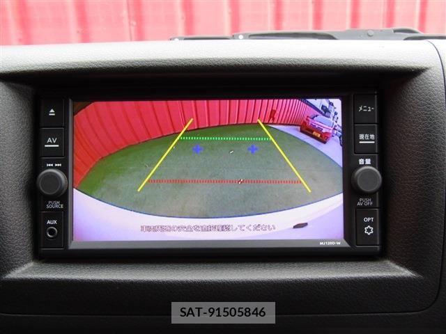 Nissan NV350 Caravan 2021-03 7618989-3
