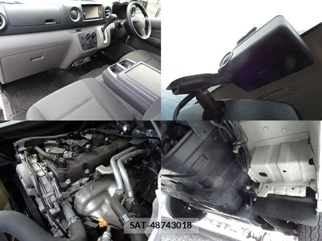 Nissan NV350 Caravan 2019-08 6910727-13