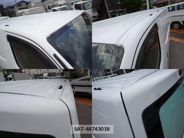 Nissan NV350 Caravan 2019-08 6910727-4