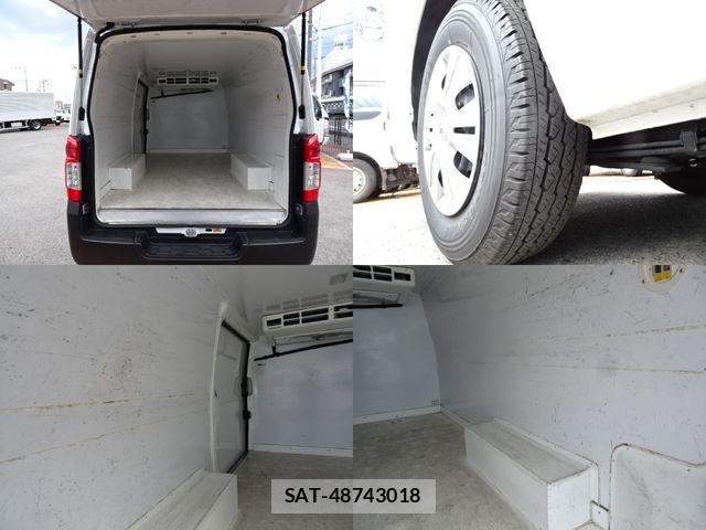Nissan NV350 Caravan 2019-08 6910727-7