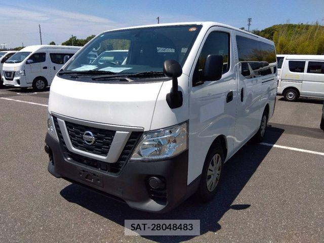 Nissan NV350 Caravan 2020-04 7359182-0