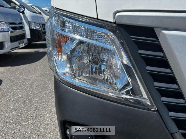 Nissan NV350 Caravan 2020-07 8355282-25