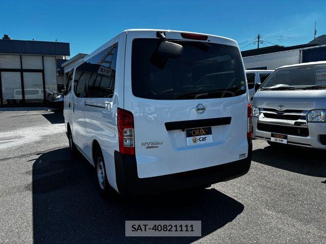 Nissan NV350 Caravan 2020-07 8355282-28