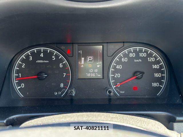 Nissan NV350 Caravan 2020-07 8355282-5