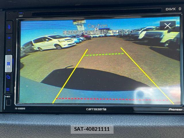 Nissan NV350 Caravan 2020-07 8355282-8